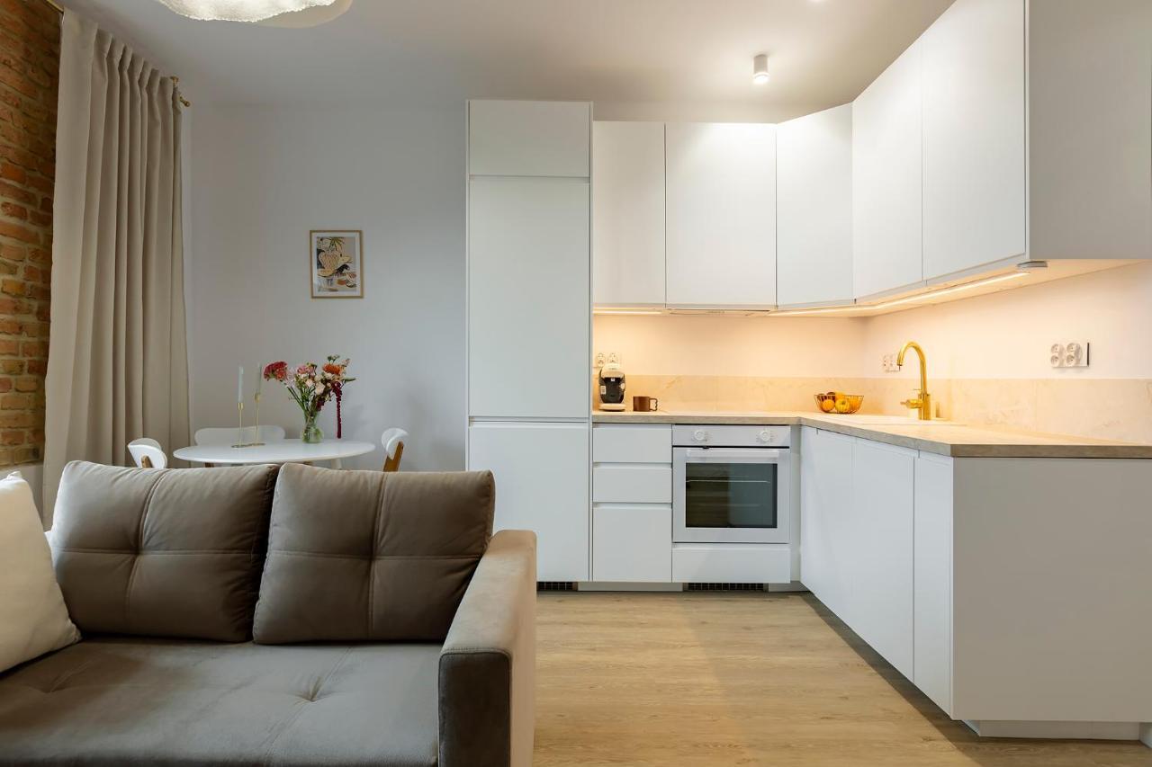 פוזנן Fabryczna 19 By Farkas Apartments מראה חיצוני תמונה